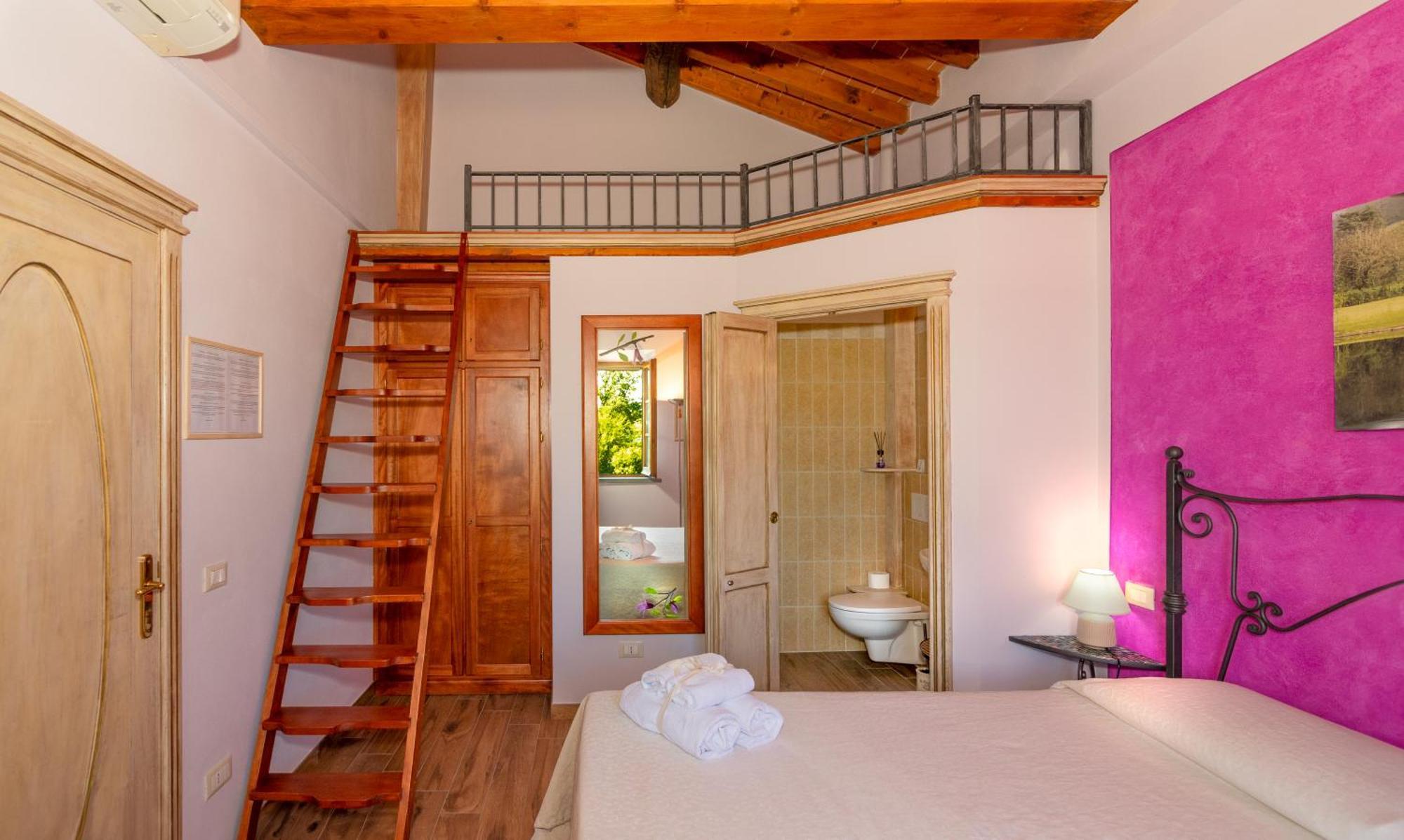 לוקה B&B Il Giardino Dei Poeti And Apartaments מראה חיצוני תמונה
