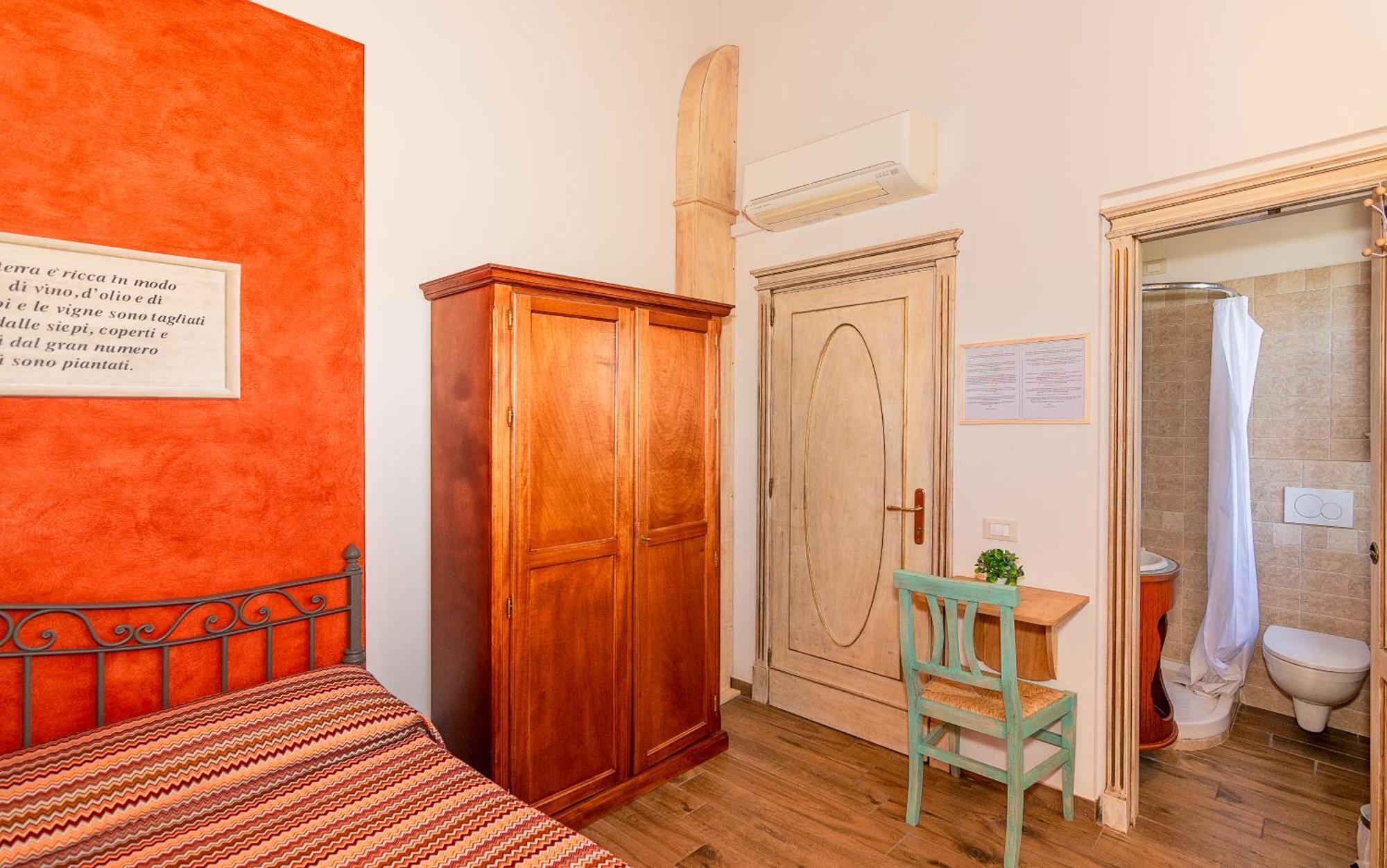 לוקה B&B Il Giardino Dei Poeti And Apartaments מראה חיצוני תמונה